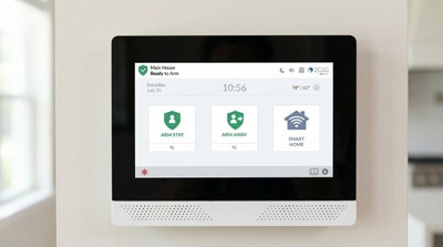 2GIG Edge security panel mounted in upscale Florida home entryway